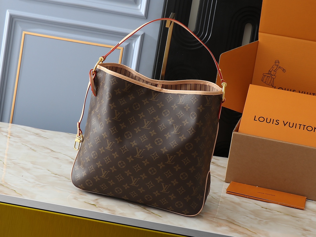 LV Classic Handbag Monogram Empreinte Multiple Compartments Everyday Carry
